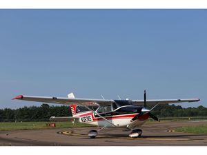 Usado 2022 Ces-sna Single Engine Prop 182T SKY-LANE Fibra de carbono para la venta - Product Image 3