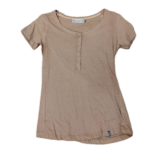 Camiseta con cuello redondo para mujer al por mayor, algodón de lujo de calidad, diseño a la moda, estilo informal, opción de talla grande disponible en algodón 100% - Product Image 1