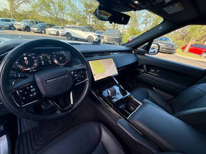 Land Rover Range Rover Sport P400 Dynamic SE 2024 Usado en Excelentes Condiciones - Product Image 4