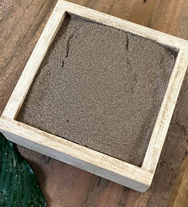 Polvo de aglutinante de incienso natural Vetiver de Vietnam utilizado en incienso tradicional de hierbas en barra y cono - Product Image 1