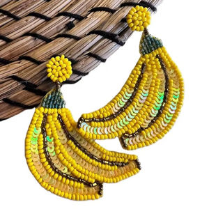 Boucles d'oreilles en perles de rocaille faites à la main en gros, légères, tendance, bijoux pour femmes au meilleur prix - Product Image 1