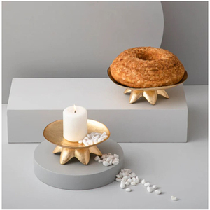 Ensemble élégant de 2 bols de nourriture en laiton doré au design fait à la main avec des formes élégantes, parfaits pour les mariages et les événements culinaires - Product Image 2