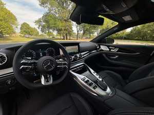 สีแดงสด ปี 2024 AMG GT 43 AWD เบาะหนัง สตาร์ทเครื่องด้วยรีโมท แพ็คเกจพรีเมียม ล้อแม็กซ์ เกียร์อัตโนมัติ พวงมาลัยซ้าย สีดำเข้ม - Product Image 5