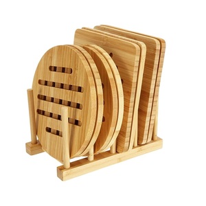 Alfombrilla de Aislamiento Térmico, Alfombrilla para Ollas, Alfombrilla para Tazas de Madera Maciza, Decoración del Hogar Negra, Logotipo Grabado, Posavasos Cuadrado de Nogal, Madera Natural Angel - Product Image 1