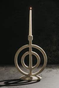 Porte-bougie de l'Avent polyvalent à 4 lumières en métal, plateau rond en fer noir, centre de table durable pour décorations de fêtes et restaurants - Product Image 4