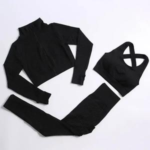 Ensemble de sport 3 pièces pour femmes, haut court à manches longues et leggings taille haute, tenue de sport de fitness respirante et durable - Product Image 4