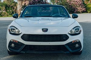 Auto Usado Confiable, Fiat 124 Spider Abarth 2017 - Product Image 2