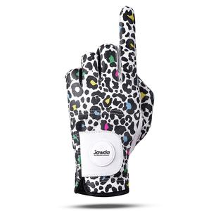 Gants de golf super souples avec logo personnalisé pour hommes, main gauche, design léopard, prise en main parfaite, cuir de mouton à sublimation performante - Product Image 3
