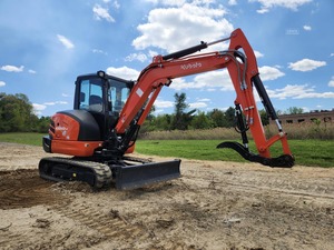 รถขุดขนาดเล็ก Kubota KXD40-4 แบบตีนตะขาบ สำหรับงานก่อสร้างในฟาร์ม - Product Image 1