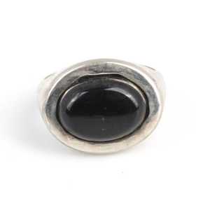 925 Sterling <b>Silver</b> Men's <b>Statement</b> <b>Ring</b> with Oval Onyx Stone Natural Cut Geometric Gem Polished Finish for Everyday Wear - Product Image 2