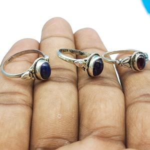 แหวนพลอยเงินสเตอร์ลิง925ได้รับการออกแบบโดยช่างฝีมือพร้อมปกโกเมนธรรมชาติของขวัญแต่งงานที่สมบูรณ์แบบสำหรับผู้หญิง14K ความบริสุทธิ์ของโลหะ - Product Image 3