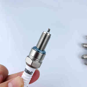 Bougies d'allumage Iridium / bougies d'allumage en platine pour voitures, camions et motos - Product Image 1