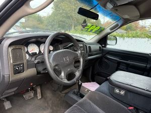 Used 2002 Dod_ge 1500 ST Cabina cuádruple 4 ruedas - Product Image 2