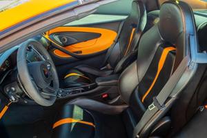 Mc-Lar-en 570S Sp-ider 2018 Usado en Buen Estado, Motor V8 Biturbo de 562 hp - Product Image 5