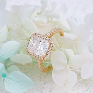 Anillo de mujer de diamante de corte radiante joyería fina - Product Image 2