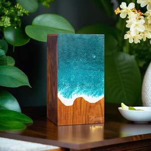 Urne funéraire artisanale en bois et résine |   Vente en gros en vrac d'usine - Product Image 1