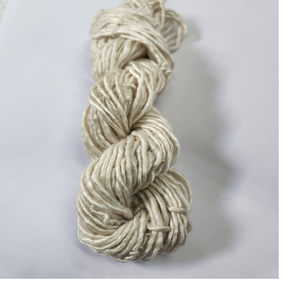 Fils de bambou filés à la main en fibres de bambou adaptés à la teinture idéal pour les projets artisanaux - Product Image 6