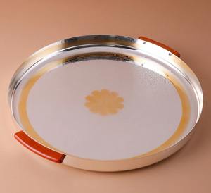 Nouveau plateau carré nickelé de haute qualité fait à la main ensemble de 4 assiettes de service à café et de décoration intérieure pour hôtel, restaurant et usage domestique - Product Image 5