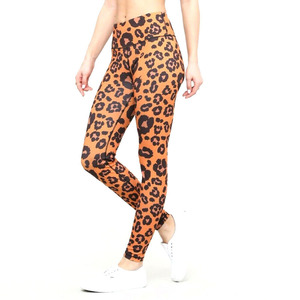 ชุดเสื้อผ้าโยคะของผู้หญิงกางเกงเลกกิ้งสีพื้นระบายอากาศได้ดีพิมพ์ซับลิเมชันด้านหน้า - Product Image 3