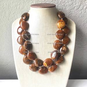 Cuentas de resina hechas a mano con forma de piedra única con un montón de colores para llevar fiestas de oficina funciones de boda fiestas de Navidad - Product Image 6