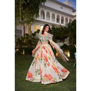 Vêtements de fête de style traditionnel de la meilleure qualité Lehenga Choli avec Cancan et toile entièrement cousue et zippée - Product Image 1