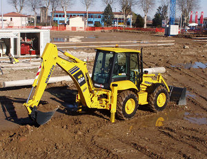 ซื้อรถตักล้อยางมือสอง Komatsu WB93S พร้อมลูกปืน - Product Image 4