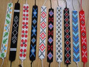 Pulseras temáticas florales multicolores con cuentas de cristal hechas a mano personalizadas para diseñadores de joyería para reventa - Product Image 5