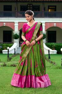 Excelente traje de moda elegante Dola Silk Lehenga Choli & Dupatta con estampado Shibori y trabajo de tejido Zari Proveedor indio - Product Image 5