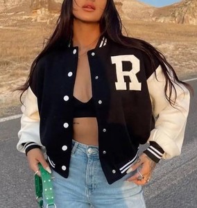 Tendance 3D Broderie Logo Femmes Letterman Vestes En Gros Varsity Veste Personnalisé Femme Varsity Vestes Fabricant - Product Image 1