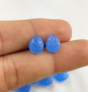 Cuentas talladas de hojas de piedras preciosas de Calcedonia azul, cuentas de piedras preciosas sueltas, fabricación de joyas hechas a mano, cuentas, proveedores indios - Product Image 1