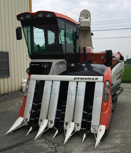 Moissonneuse-batteuse d'occasion 688Q pour maïs, blé, riz et arachides avec moteur et boîte de vitesses fiables (40 000 à 50 000 heures) - Product Image 1