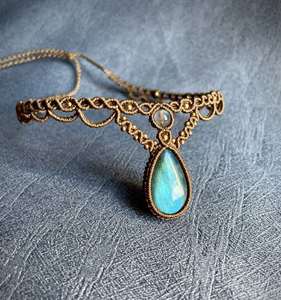 สร้อยคอเงินสไตล์วินเทจทันสมัยประดับด้วยพลอยลาบราดอไรต์รูปทรงลูกแพร์ขนาด 25-30 มม. พร้อมโซ่ทองชุบ เหมาะสำหรับเป็นของขวัญงานหมั้นหรืองานแต่งงาน - Product Image 4