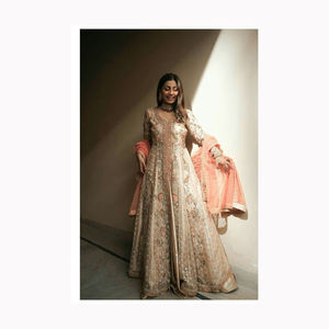 ชุดปาร์ตี้งานแต่งงานฤดูร้อนคุณภาพดีเยี่ยมเสื้อผ้าอินเดีย Georgette Lenga Choli สีพีช - Product Image 4