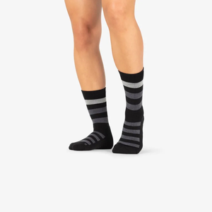 Chaussettes de sport pour hommes, taille haute, épaisseur standard, en spandex/nylon/coton, pour le yoga et le basketball, écologiques, motif uni - Product Image 5