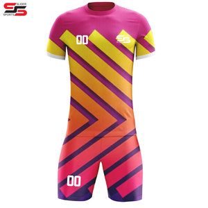 Ensemble d'uniformes de football unisexe pour hommes et femmes, maillot à manches courtes et short assorti - Product Image 1