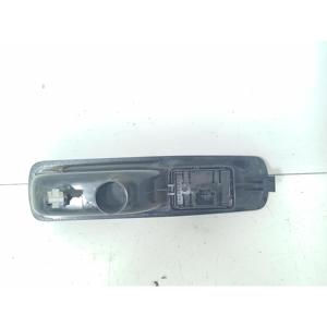 แผงปุ่มด้านหลังขวาเรโนลต์ ซีนิค ซีรีส์ 829500004r(09>16) - Product Image 3