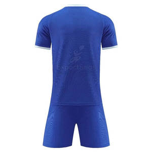 Venta al por mayor de fútbol Jersey y pantalones cortos conjunto de uniformes de tamaño personalizado y colores disponibles logotipos y números personalizados para clubes escuelas - Product Image 2