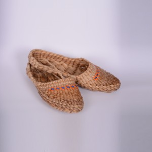 รองเท้าผักตบชวาทำด้วยมือสำหรับผู้หญิงรองเท้าฟลิปฟล็อปสำหรับผู้หญิงรองเท้าแตะส้นแบน - Product Image 3