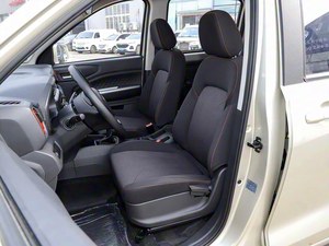 Dongfeng GLORY 380 Nouveau 112 ch 1.5L Aspiré Naturellement Euro VI 5 Portes 8 Places Transmission Manuelle Essence <span class=keywords><strong>MPV</strong></span> 2RM Gauche R15 - Product Image 2