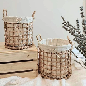 Cesto de lavandería de jacinto de agua de Vietnam: cesta de almacenamiento sostenible, duradera y decorativa, cesta artesanal al por mayor - Product Image 3