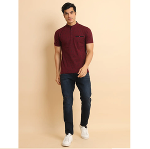 T-shirt tendance 100% coton avec col mandrin unique et demi-manches coupe régulière conception d'impression confortable pour un usage quotidien - Product Image 1