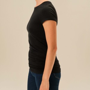 เสื้อยืดไม้ไผ่ออร์แกนิกระดับพรีเมียมสําหรับผู้หญิง | เครื่องแต่งกายที่มีความสําคัญต่อสิ่งแวดล้อม | นุ่ม ป้องกันแบคทีเรีย และสะดวกสบายสําหรับสวมใส่ตลอดทั้งวัน - Product Image 3