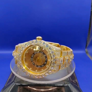 Mejor venta Unisex Iced out Moissanite Watch Auto Fecha Característica Reloj de diamantes incoloro de alta calidad a precio mayorista - Product Image 6