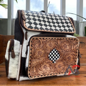 2025 meilleure qualité noir et blanc motif à carreaux en cuir de vachette usiné fantaisie luxueux OEM sac à dos en cuir véritable pour unisexe - Product Image 1