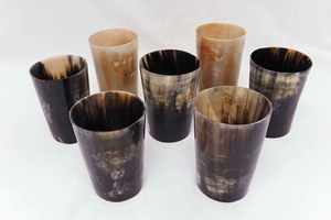 Verre à liqueur/vodka classique en corne écologique de qualité supérieure, fait à la main, avec logo personnalisé, bordure en laiton – Vente flash - Product Image 6