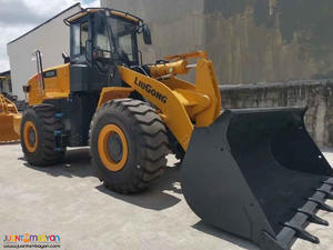 Tracteur Liugong 777A avec chargeuse-pelleteuse à godet avec chargeur frontal - Product Image 6