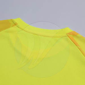 Uniforme de fútbol con impresión personalizada, uniforme de fútbol de material duradero - Product Image 4