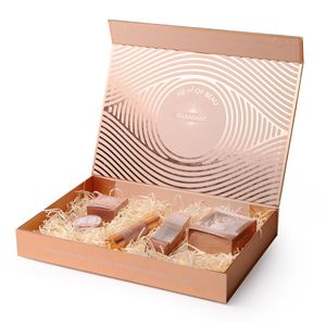 Boîte d'emballage cadeau de stratification mate personnalisable en gros pliable en carton à gaufrer estampage feuille d'or matériaux recyclés UV - Product Image 2