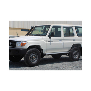 Utilisé pour Toyota Landcruiser 76 Hardtop LX-LC70 intérieur foncé sièges en cuir AWD Drive - Product Image 4