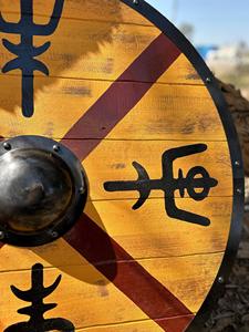 ไวกิ้งของแท้โล่ต่อสู้ทำมือวิจิตรผมงานฝีมือวันครบรอบปีใหม่ของขวัญวันฮาโลวีนวาดด้วยมืองานฝีมือโลหะ - Product Image 6